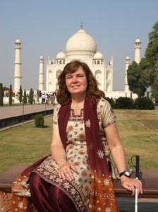 Picture of Cathy with the Taj Mahal behind her.
